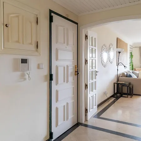 Luxury In Monte Эшторил